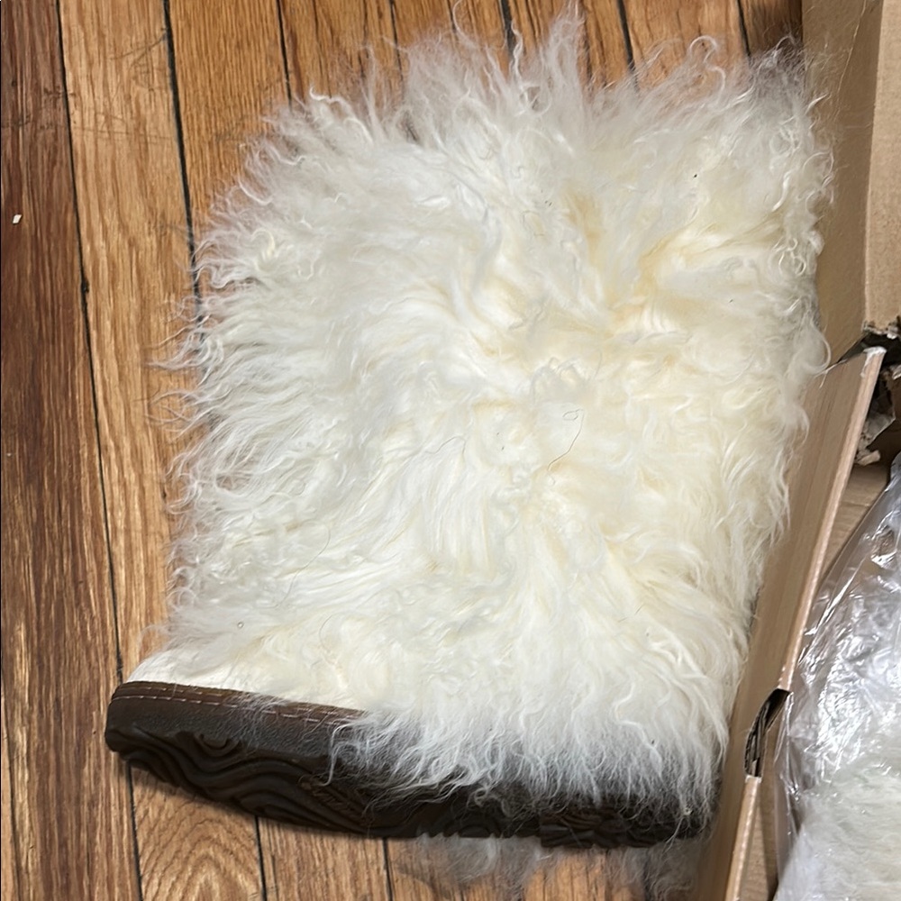 Fluffy White Sheepskin Boots